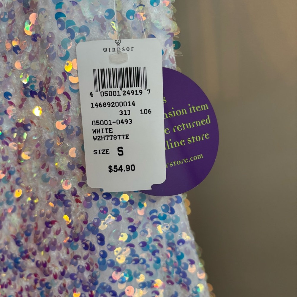Hoco Kathy Iridescent Sequin Mini
Dress Size S‎ - Picture 6 of 10